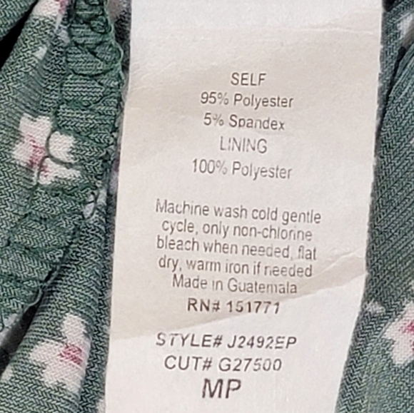 KAILEIGH Women's Size Medium Petite Floral Spaghetti StrapJumpsuit with Pockets - Picture 10 of 12